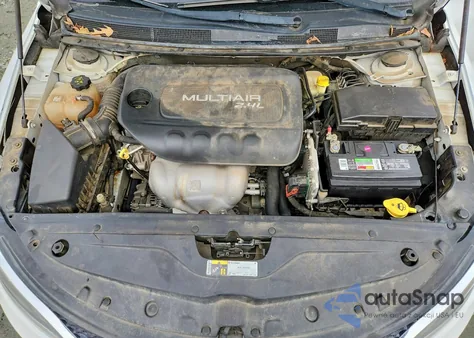 2016 Chrysler 200 Limited z USA, uszkodzony, nr VIN 1C3CCCAB9GN167948